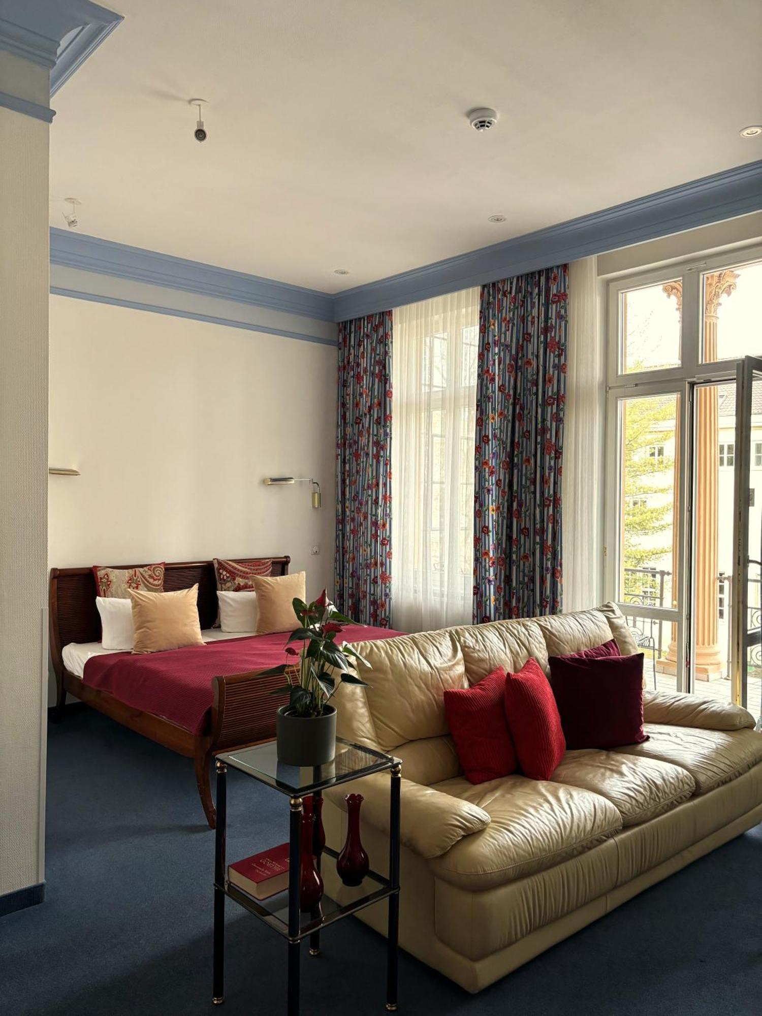 Hotel Villa Hentzel Weimar  Extérieur photo