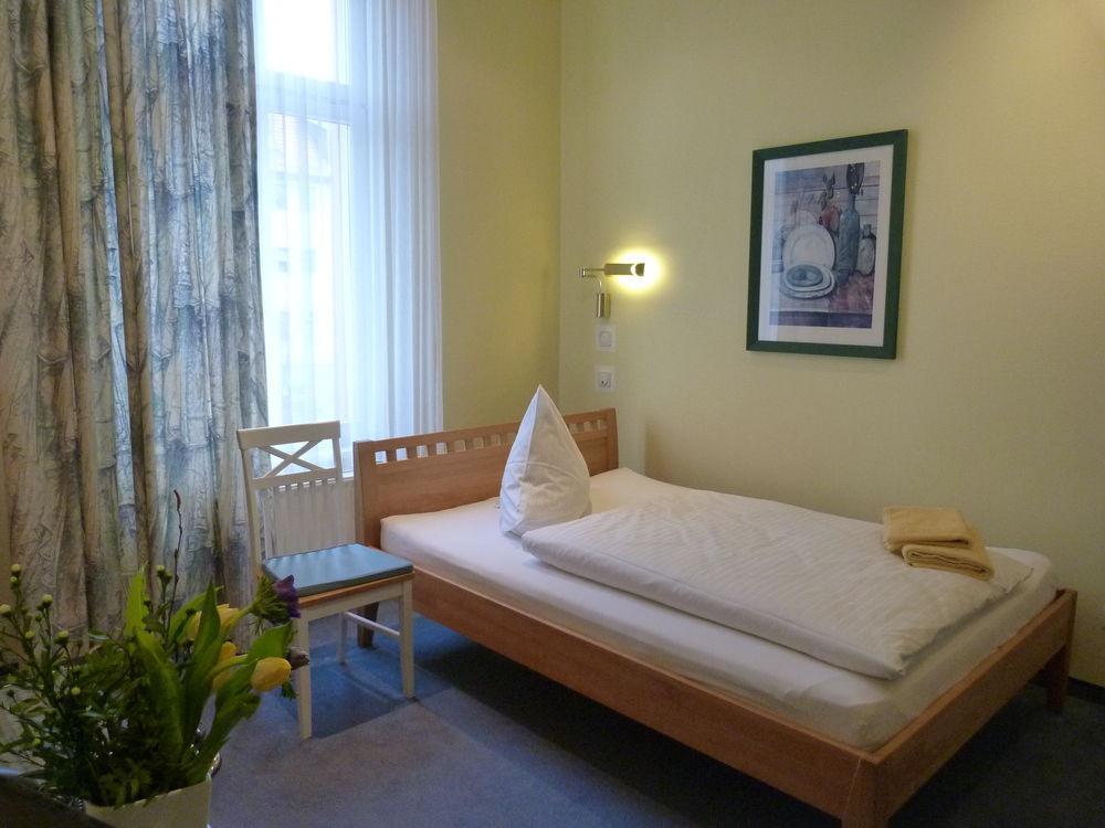 Hotel Villa Hentzel Weimar  Extérieur photo